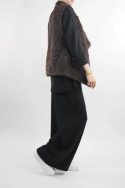 Laundry B Chalet Gilet Cocoa 6 Laundry B Chalet Gilet Cocoa -Kenn Shop laundry b chalet gilet cocoa 4.jpg