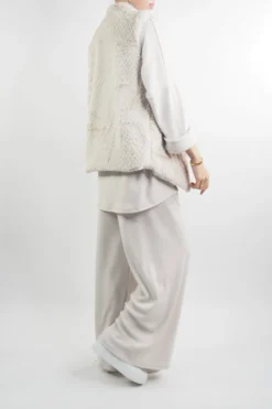 Laundry B Chalet Gilet Stone -Kenn Shop laundry b chalet gilet stone 3.jpg