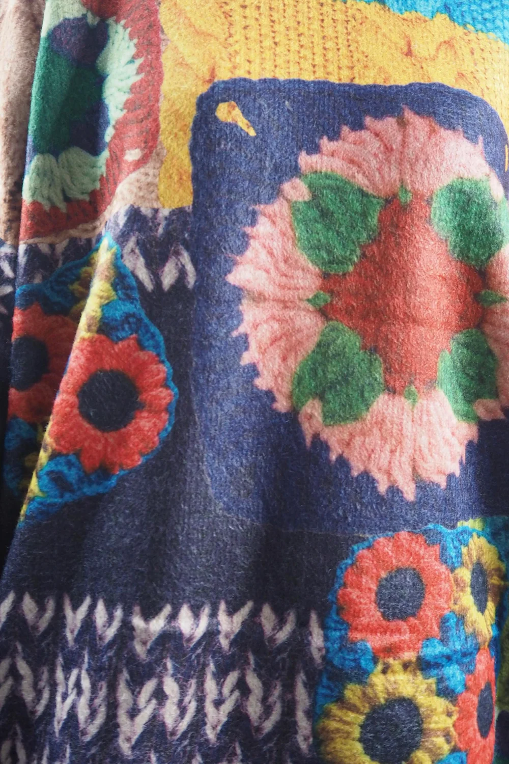 Laundry B Folk Digital Soft Knit Top 5 Laundry B Folk Digital Soft Knit Top - Image 5