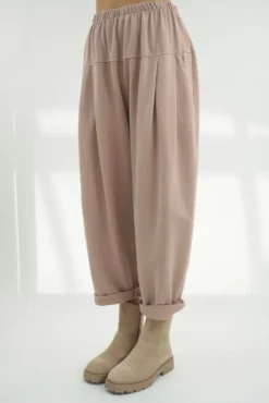 Made In Italy Apres Flat Front Pleat Jogger Antique Rose -Kenn Shop made in italy apres flat front pleat jogger antique rose04.jpg