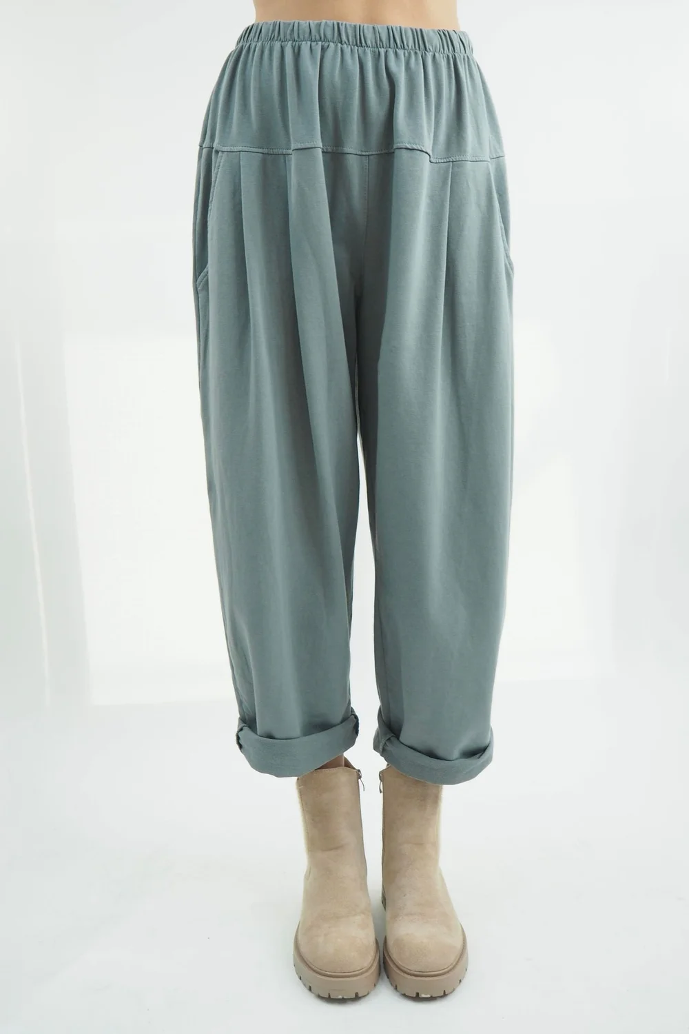 Made In Italy Apres Flat Front Pleat Jogger Steel 1 Made In Italy Apres Flat Front Pleat Jogger Steel