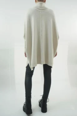 Made In Italy Conrad Classic Blanket Knit Top Stone -Kenn Shop made in italy conrad classic blanket knit stone03.jpg