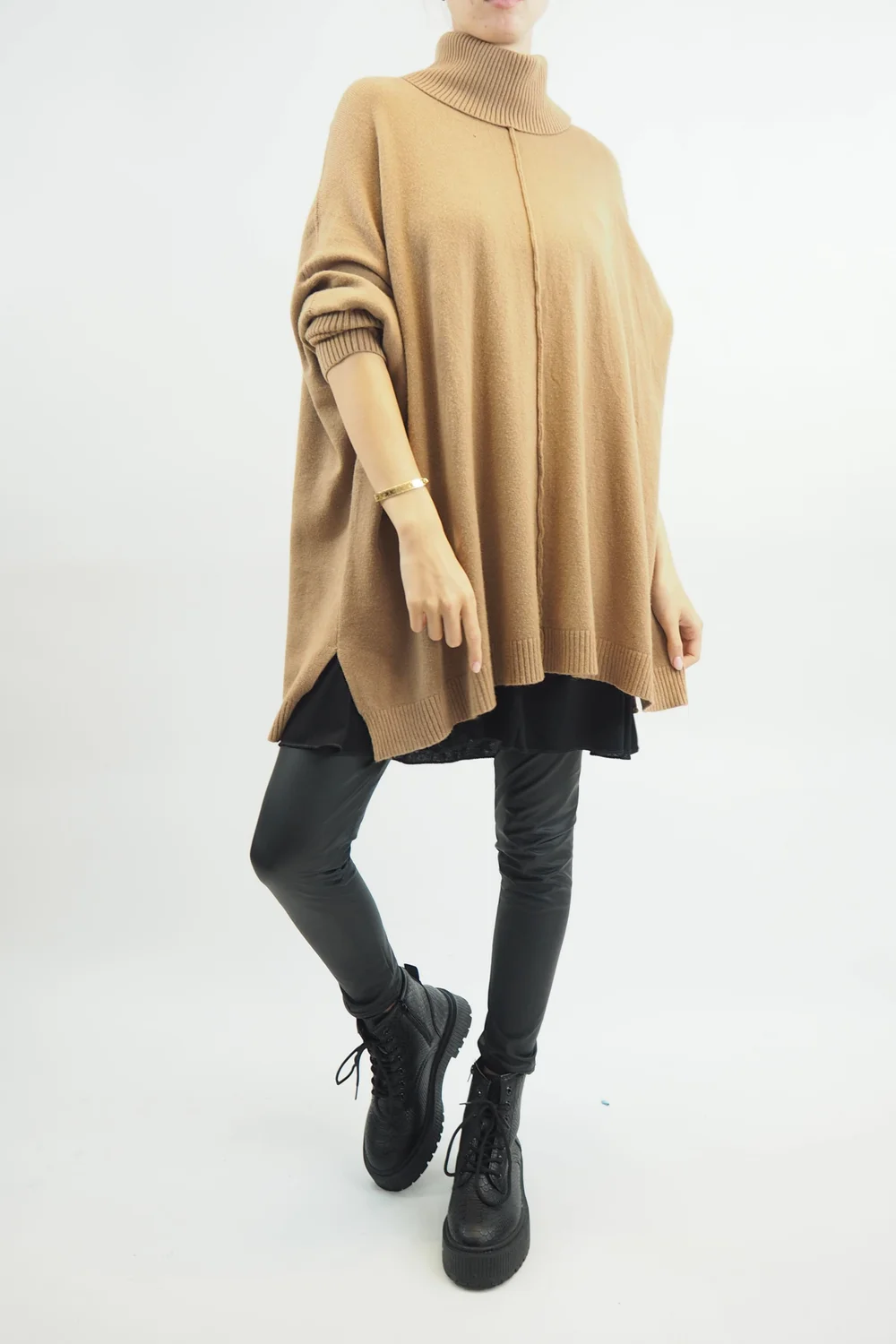 Made In Italy Conrad Classic Blanket Knit Top Toast 1 Made In Italy Conrad Classic Blanket Knit Top Toast