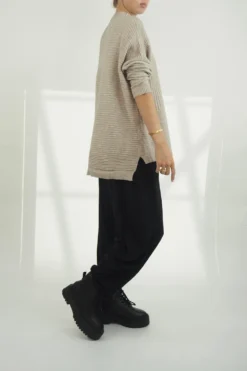 Made In Italy Conrad Turtle Ribby Knit Top Oatmeal -Kenn Shop made in italy conrad turtle ribby knit oatmeal 3.jpg