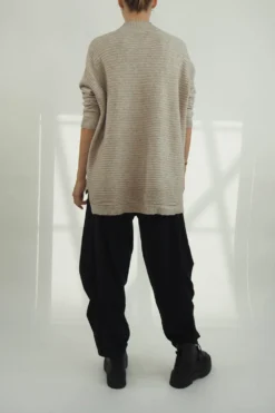 Made In Italy Conrad Turtle Ribby Knit Top Oatmeal -Kenn Shop made in italy conrad turtle ribby knit oatmeal 4.jpg