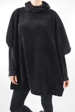 Made In Italy Dusk Slouch Throw Over Top Black * -Kenn Shop made in italy dusk slouch throw over top black 4.jpg