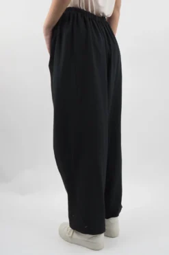 Made In Italy Lagenlook Classic Cocoon Pant Black -Kenn Shop made in italy lagenlook classic cocoon pant black 03.jpg