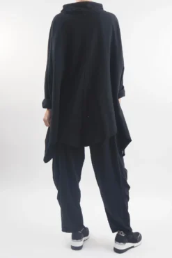 Made In Italy Queeni Star Skull Cuddie Top Black -Kenn Shop made in italy queeni star skull cowl top black03.jpg